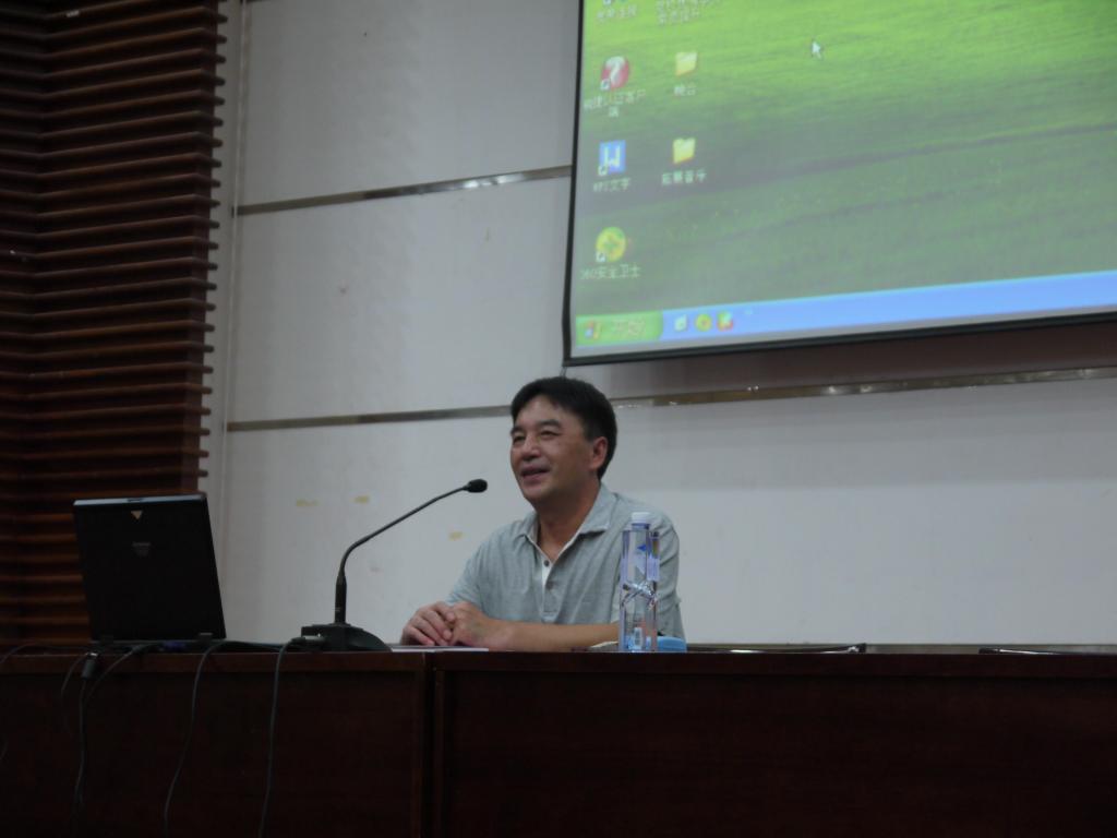 朱宝荣院长担任主讲嘉宾